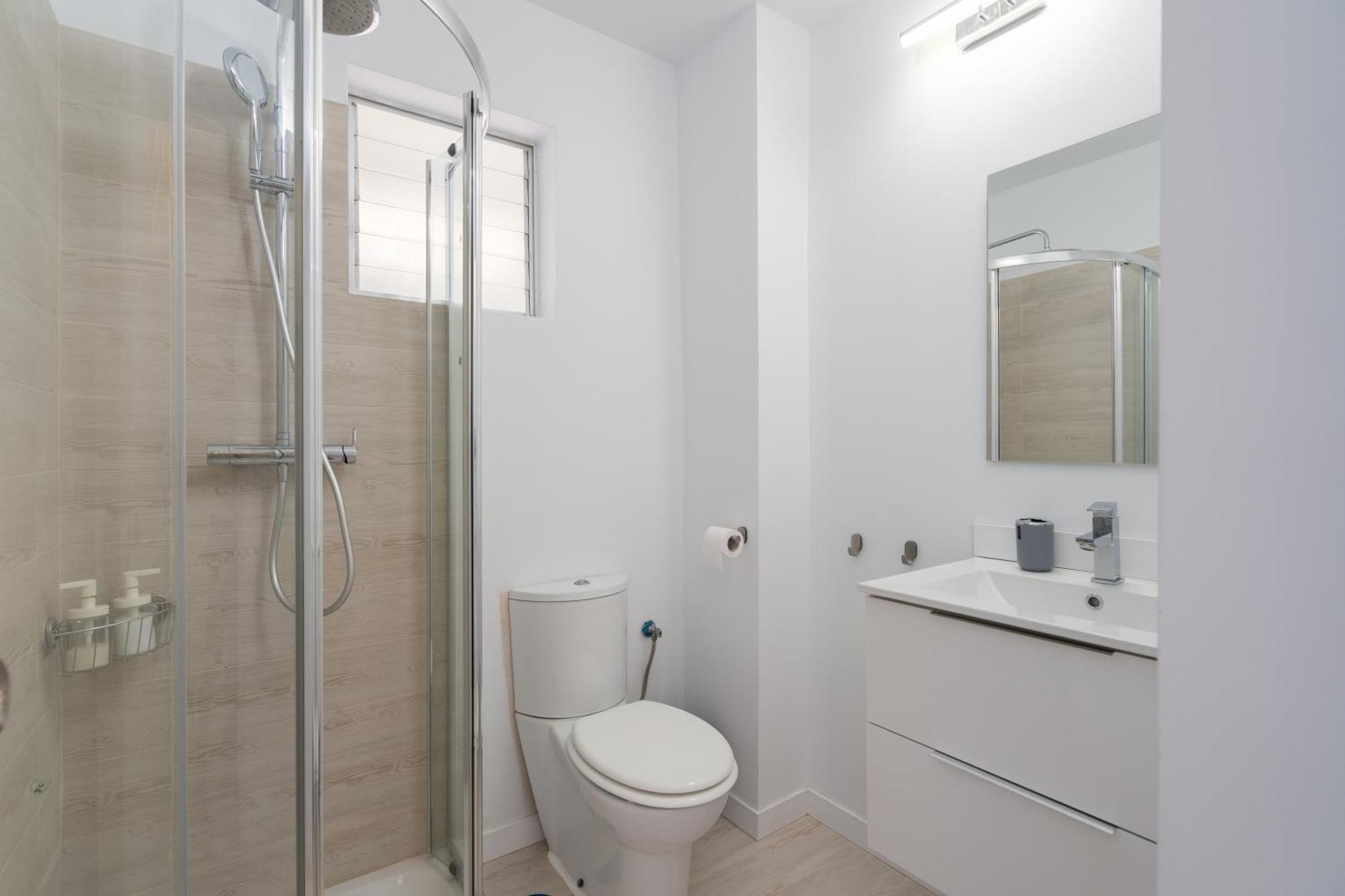 Apartoyou - Pinar Lux *